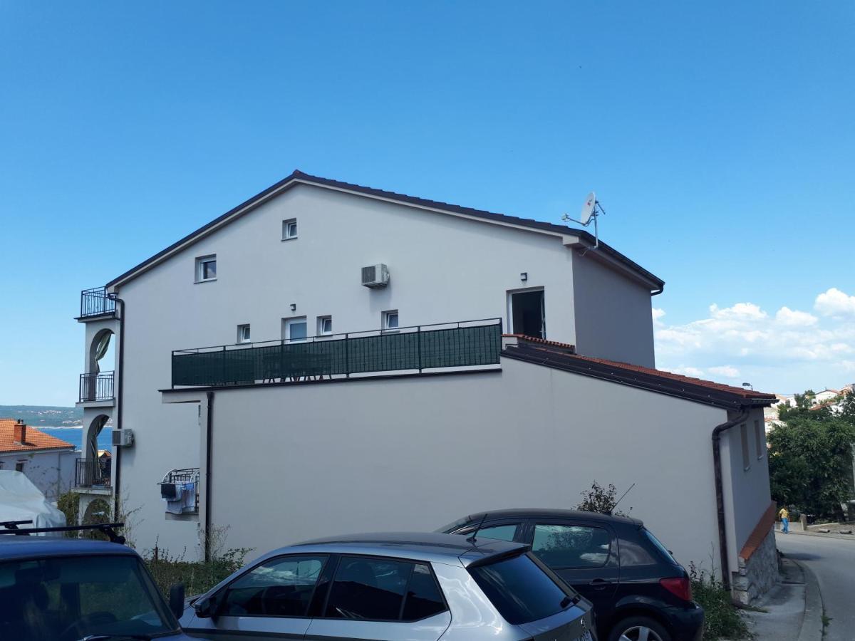 Apartmani Mojca Selce Extérieur photo